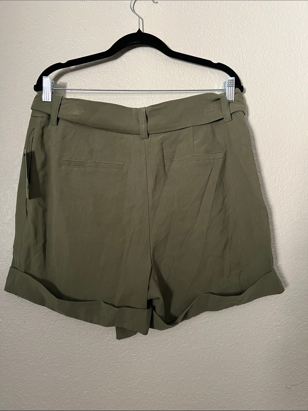 Worthington High-Waist Belted Pleated Shorts Size 12 NWT Avocado Green - Picture 3 of 5